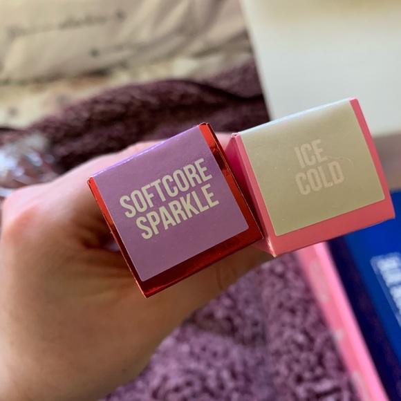Jeffree Star Cosmetics - Valentines Mystery Box - Picture 2 of 5